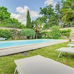 Stunning In Le Dolent Tatil Evi *