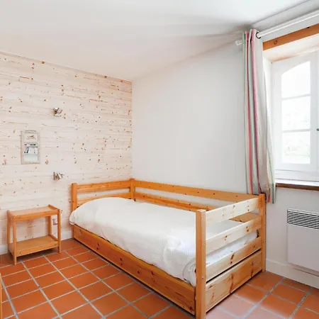 Feriehus Beautiful In Le Dolent With Wifi Nieul-le-Dolent