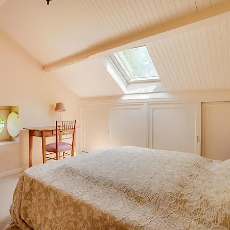 Feriehus Beautiful In Le Dolent With Wifi