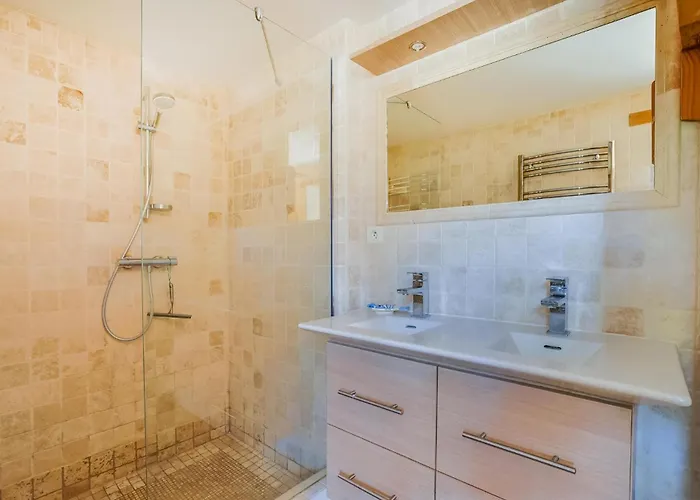 Beautiful In Le Dolent With Wifi Vakantiehuis *