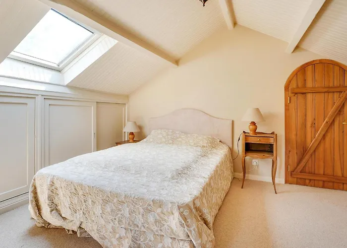 Vakantiehuis Beautiful In Le Dolent With Wifi *